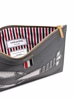 Hombre Thom Browne Bolso De Mano Con Aplique De Langosta -Masculina Moda Tienda 17710364 37415343 1000